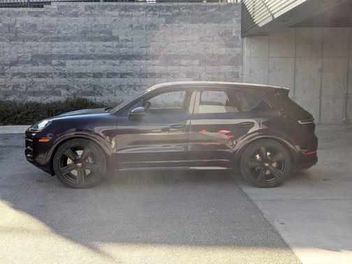 2026 Porsche Cayenne GTS