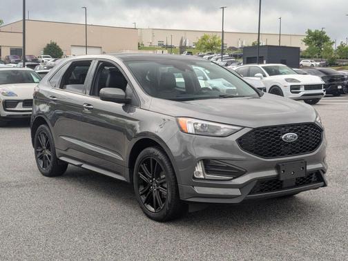 Carbonized Gray Metallic 2023 Ford Edge ST Line
