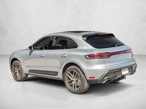 Dolomite Silver Metallic 2026 Porsche Macan Macan