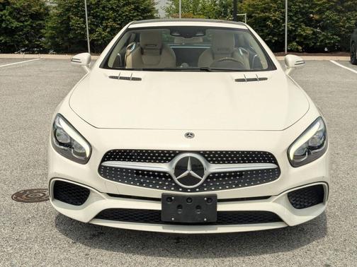 designo Diamond White Metallic 2019 Mercedes-Benz SL 550 SL 550