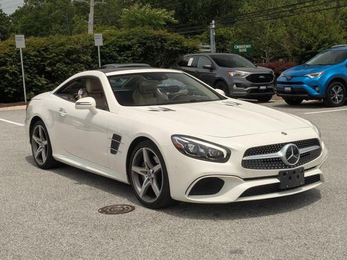 designo Diamond White Metallic 2019 Mercedes-Benz SL 550 SL 550