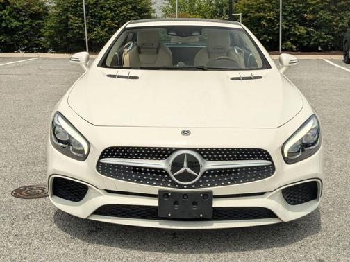 designo Diamond White Metallic 2019 Mercedes-Benz SL 550 SL 550