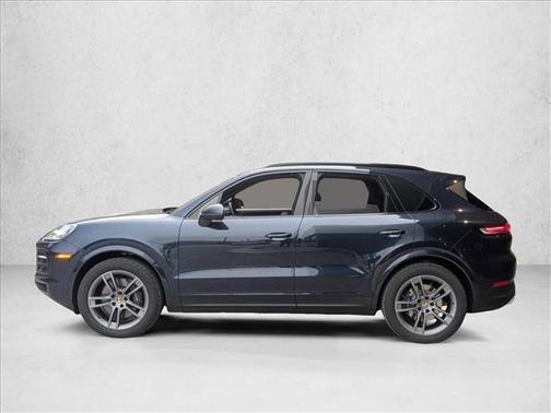 Algarve Blue Metallic 2026 Porsche Cayenne Cayenne