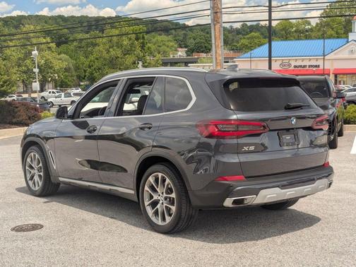 Arctic Grey Metallic 2022 BMW X5 xDrive40i