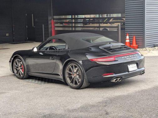 2013 Porsche 911 Carrera 4S Cabriolet