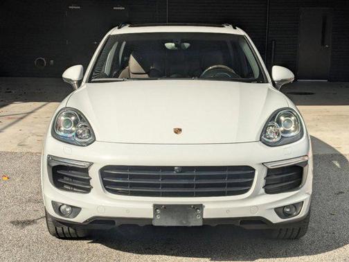 2017 Porsche Cayenne Platinum Edition