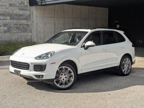 2017 Porsche Cayenne Platinum Edition