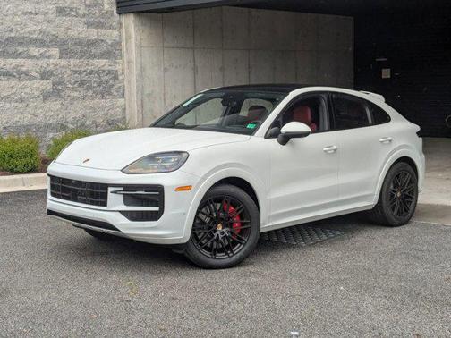 2025 Porsche Cayenne S