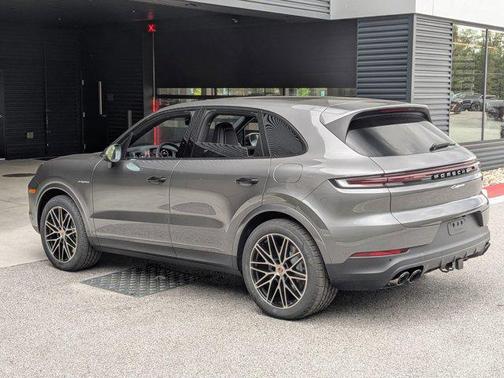 2026 Porsche Cayenne Cayenne