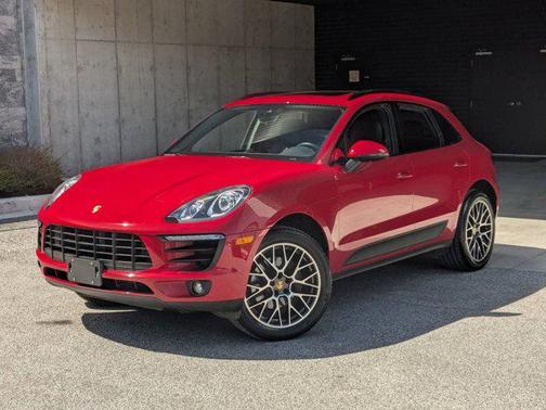 Carmine Red 2018 Porsche Macan Macan
