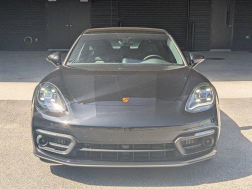 2023 Porsche Panamera 4