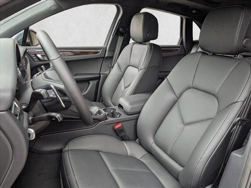 Volcano Grey Metallic 2026 Porsche Macan Macan