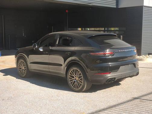 Chromitblack Metallic 2023 Porsche Cayenne