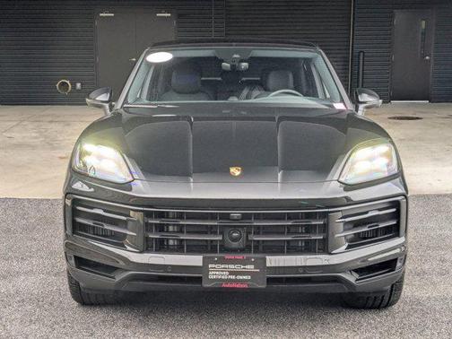 2025 Porsche Cayenne Coupe AWD
