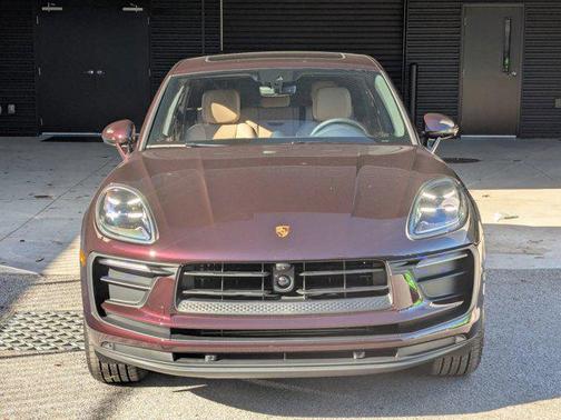 2026 Porsche Macan AWD