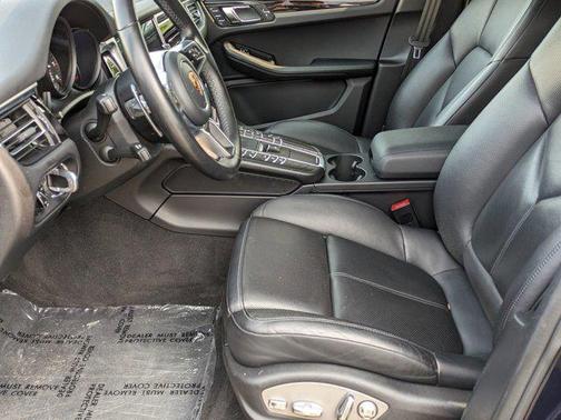 2019 Porsche Macan Base