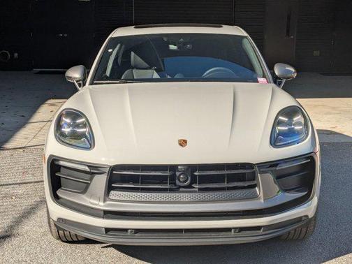 2026 Porsche Macan T