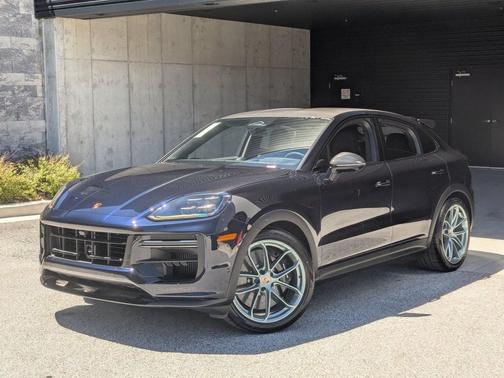 Paint to Sample 2026 Porsche Cayenne Turbo GT