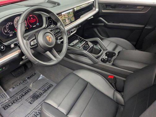 2025 Porsche Cayenne AWD