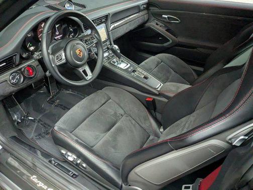 2018 Porsche 911 Targa 4S