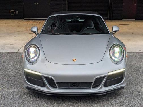 2018 Porsche 911 Targa 4S
