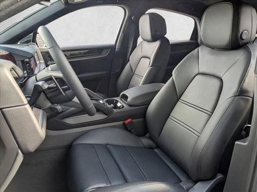 Quartzite Grey Metallic 2026 Porsche Cayenne Cayenne