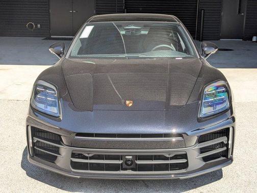 Jet Black Metallic 2026 Porsche Panamera 4