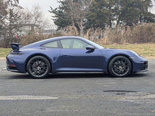 2025 Porsche 911 Carrera