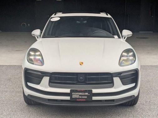 2024 Porsche Macan Base