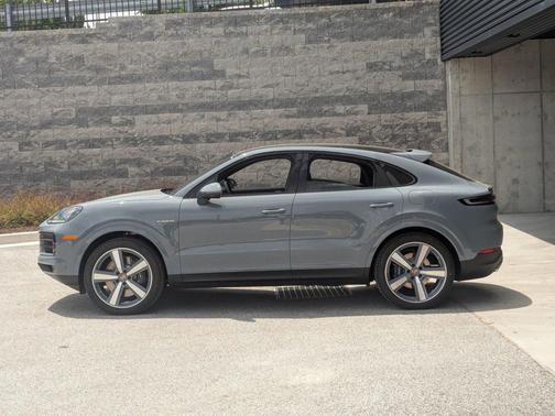 Arctic Grey 2026 Porsche Cayenne Cayenne E-Hybrid