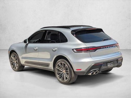 Dolomite Silver Metallic 2026 Porsche Macan Macan