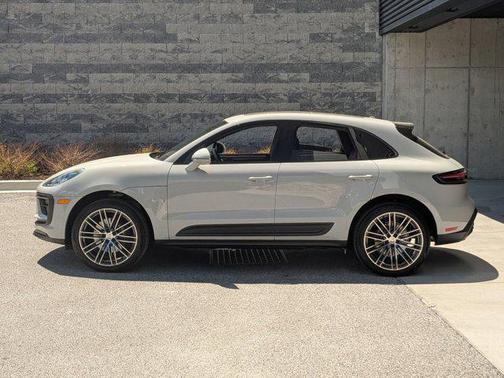 Chalk 2026 Porsche Macan Macan