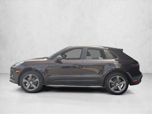 Copper Ruby Metallic 2026 Porsche Macan Macan