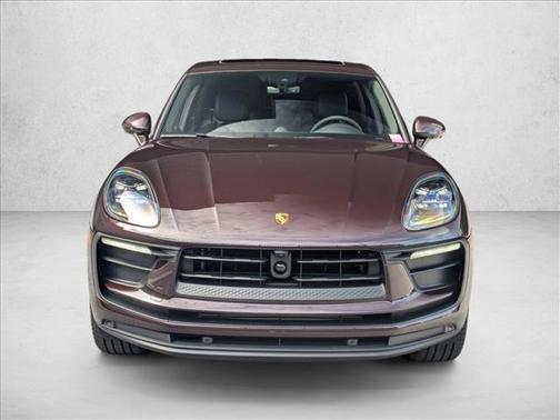 Copper Ruby Metallic 2026 Porsche Macan Macan