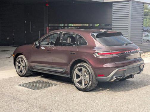 2026 Porsche Macan AWD