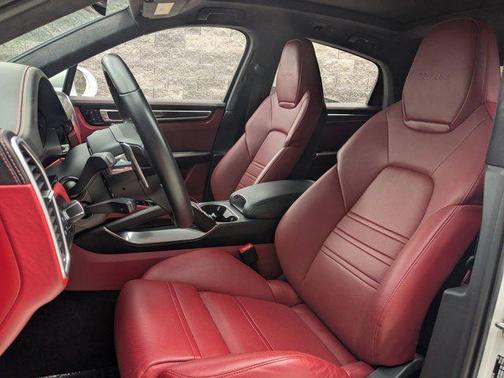 2022 Porsche Cayenne Turbo