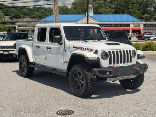 Bright White Clearcoat 2022 Jeep Gladiator Mojave 4x4