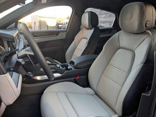 2026 Porsche Cayenne Cayenne E-Hybrid