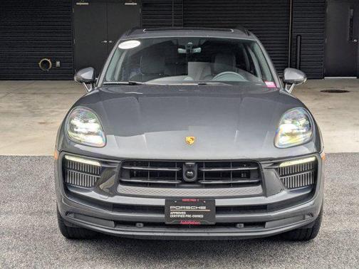 2024 Porsche Macan Base