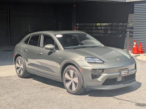 2024 Porsche Macan 4
