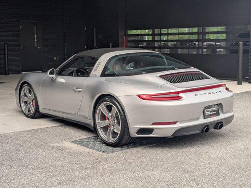 2019 Porsche 911 Targa 4S