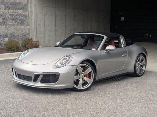 2019 Porsche 911 Targa 4S