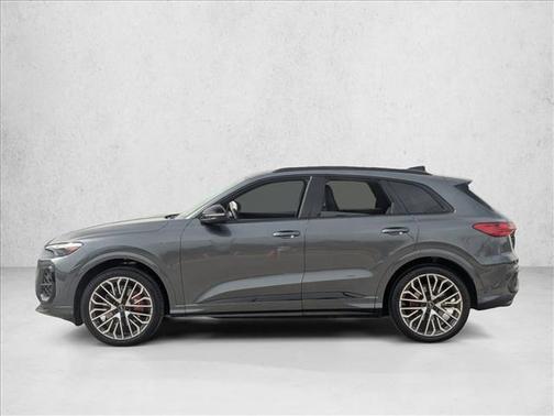 Mythos Black Metallic 2025 Audi SQ5 3.0T Prestige
