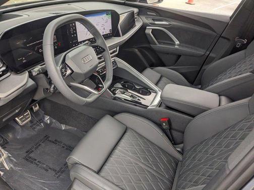 2025 Audi SQ5 3.0T Prestige