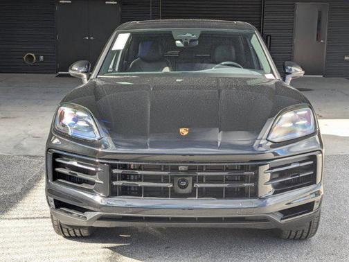 Chromite Black Metallic 2026 Porsche Cayenne Cayenne