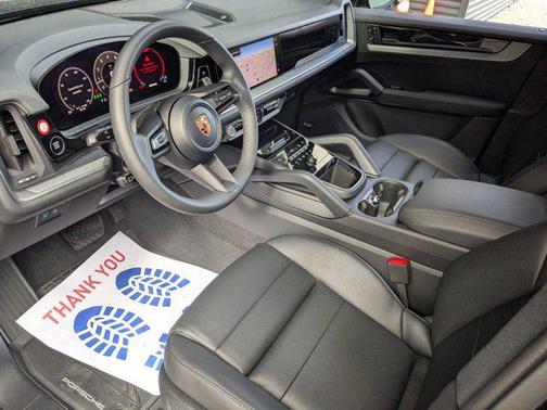 Chromite Black Metallic 2026 Porsche Cayenne Cayenne