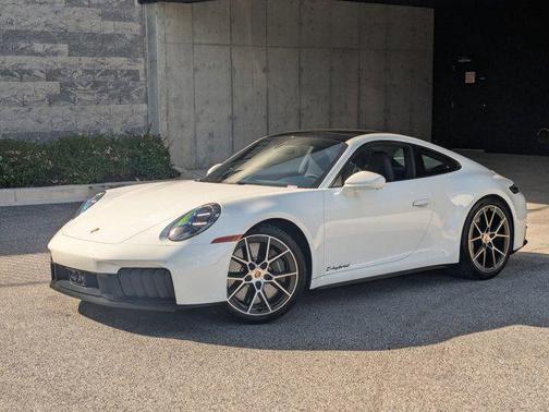 2025 Porsche 911 Carrera GTS