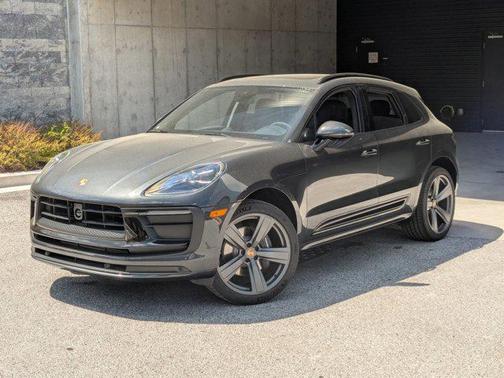 Volcano Grey Metallic 2026 Porsche Macan Macan