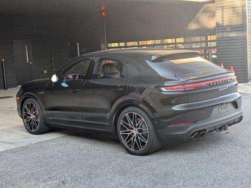 2026 Porsche Cayenne Cayenne S E-Hybrid