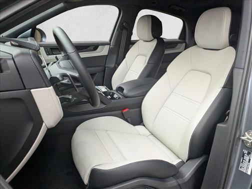 Vanadium Grey Metallic 2026 Porsche Cayenne Cayenne